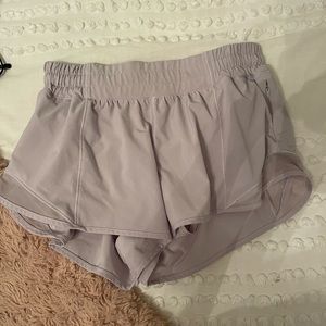 Lululemon gotta hot short